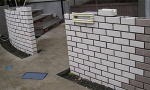 外構工事の玄関アプローチと門扉施工